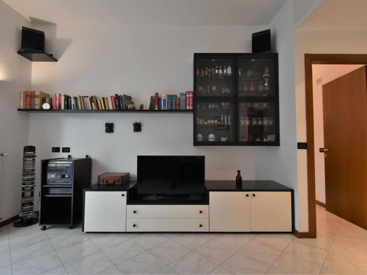 Mac Mahon By Interhome Appartamento Milano